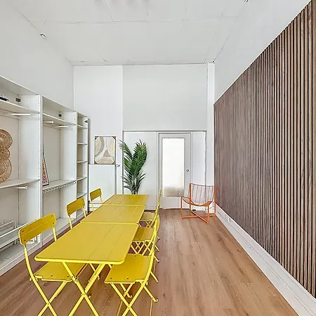 Spot - Louise * Bruselas