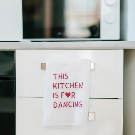 Slow Moments In * Брюссель