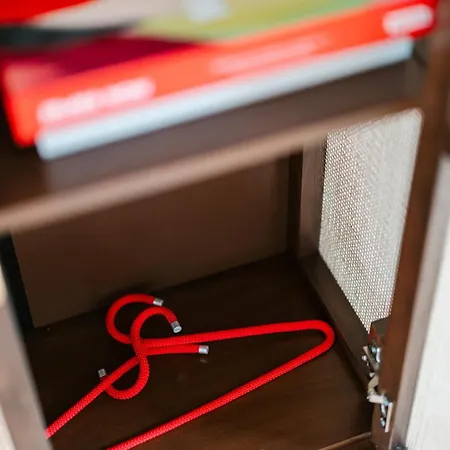 Slow Moments In * Brüsszel