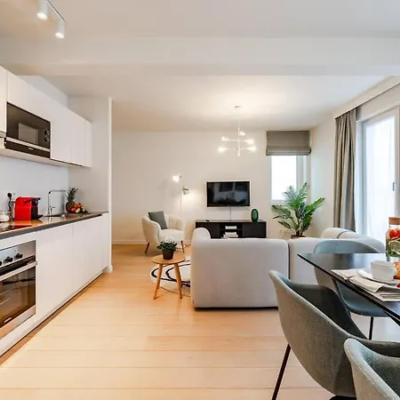 Apartment 3br Nato & Eu - Freeluggage *