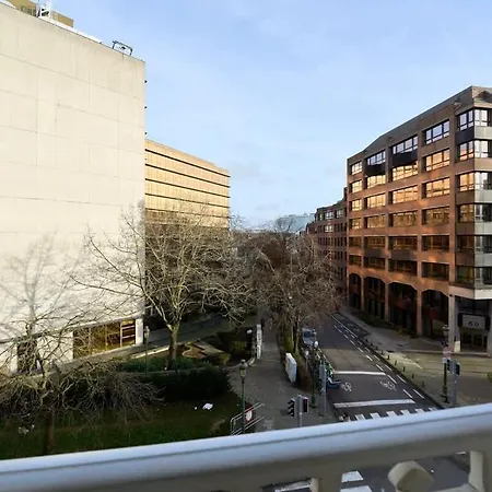 Charming 2br Near Eu In Grand Place Apartamento