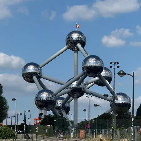 Atomium Canopy