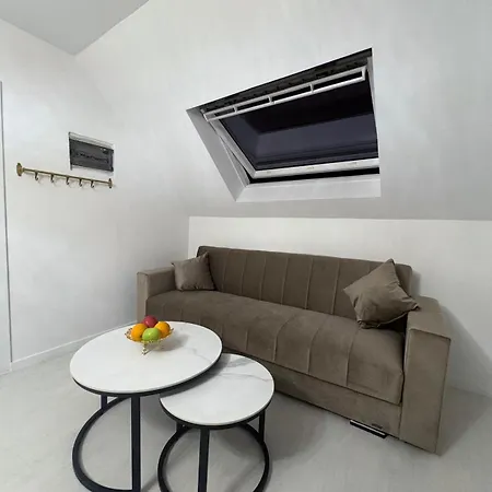 Garden's Jacuzzi 1 Apartmán Brusel