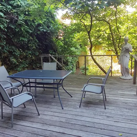 Apartman Bright 1br With Terrace Near Montgomery *