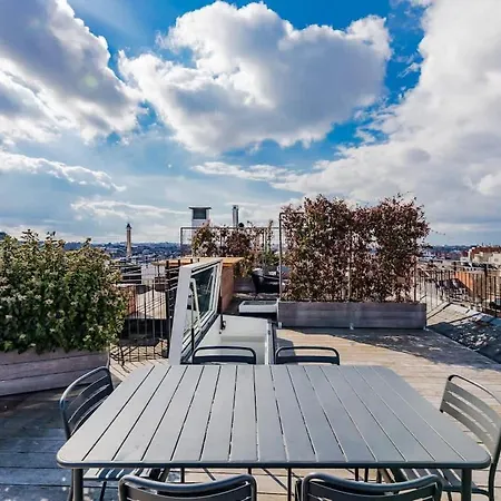 Luxury Penthouse With Panoramic Views 3br *