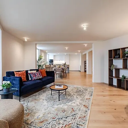 Luxury Penthouse With Panoramic Views 3br *