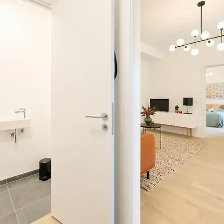 Brand New & Modern 1 Bedroom * Brussels
