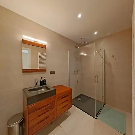 Grand Place Escape Spacious 2br With Charm Appartement Brussel