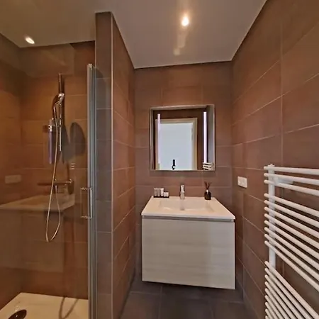Stylish 2br With Balcony * بروكسل