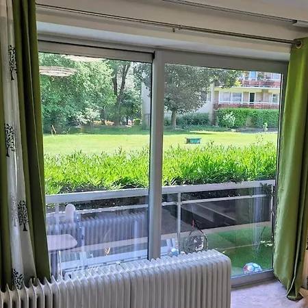 Privee A Uccle Commun Partagee Avec Le Proprietaire *