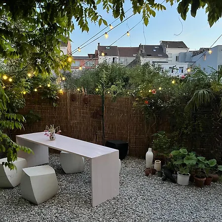 My Little Artistic Paradise Apartman