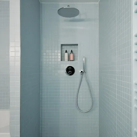 Numero Cent Apartment