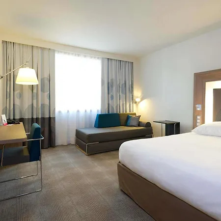 Novotel Centre 4*
