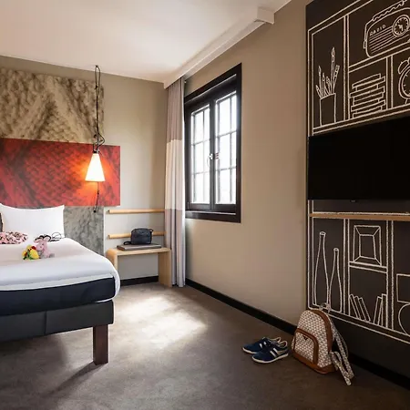Hotel Ibis Off Grand'place 3*