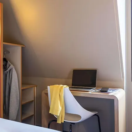 Ibis Off Grand'place Hotel 3*