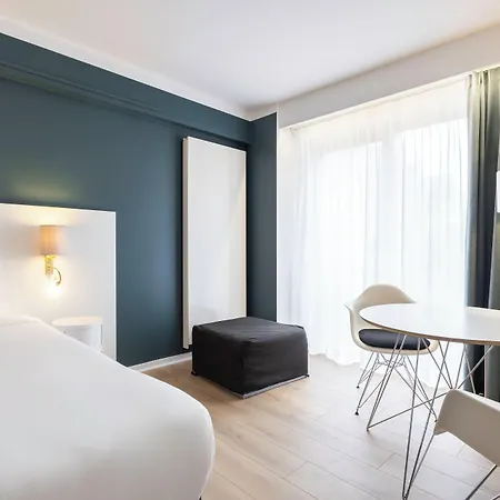 Louise 3* Bruxelles