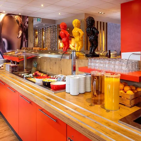 Ibis Centre 3*