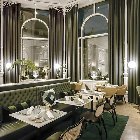 Hotel Hilton Grand Place 4*