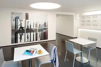Louise Hotel