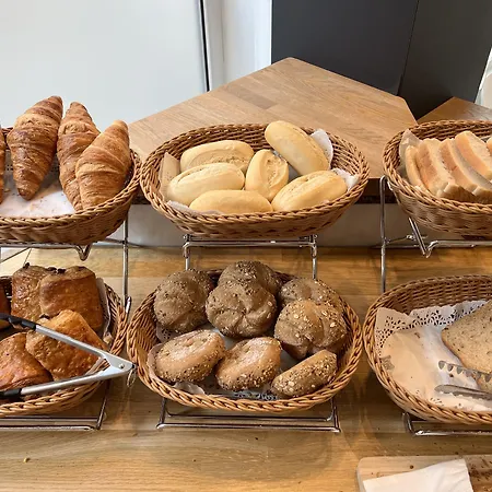 Western Royal Centre