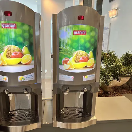 Western Royal Centre