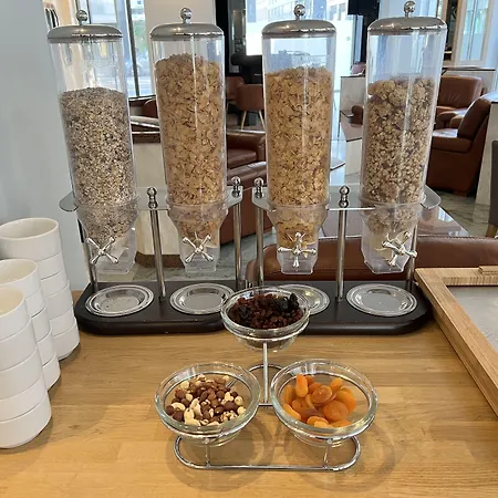 Western Royal Centre 3* בריסל