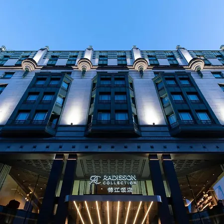 Radisson Collection Grand Place Hotel