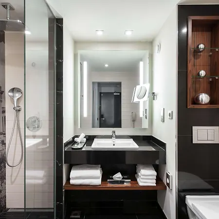 Radisson Collection Grand Place Hotel
