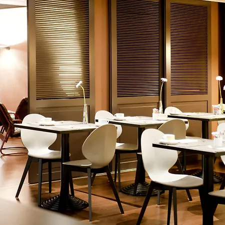 New Charlemagne Hotel 4*