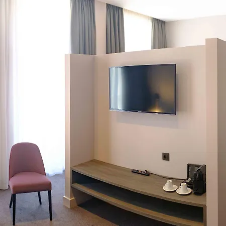 Marivaux Hotel 4*