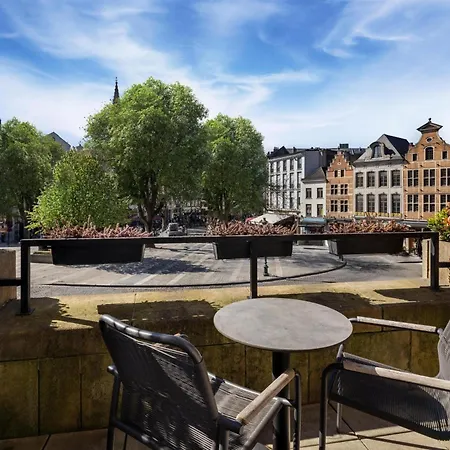 Nh カルフール ドゥ ルーロップ ブリュッセル