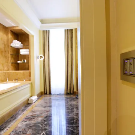 Le Plaza Hotel