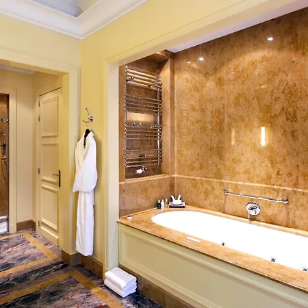 Le Plaza 5* Brussel