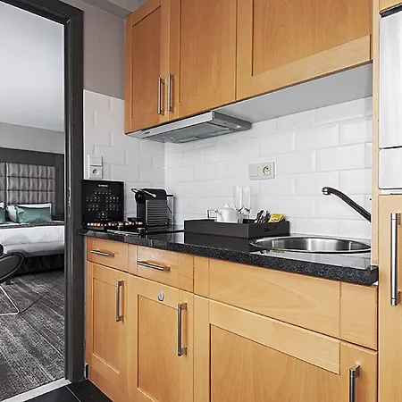 Hotel Agenda Louise 3*