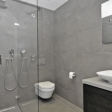 Agenda Louise Hotel 3*