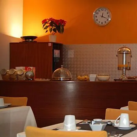 Agenda Louise Hotel 3*