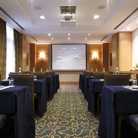 호텔 르 플라자 5*