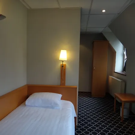 Safestay Grand Place