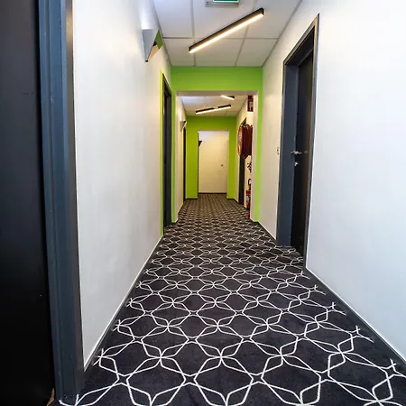 Safestay Grand Place