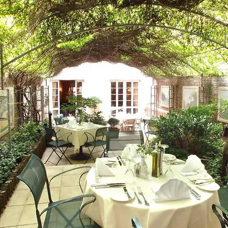 Le Châtelain 5*