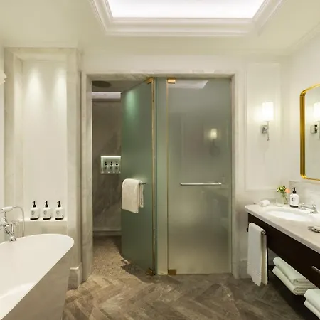 酒店 Corinthia Grand Astoria 5*