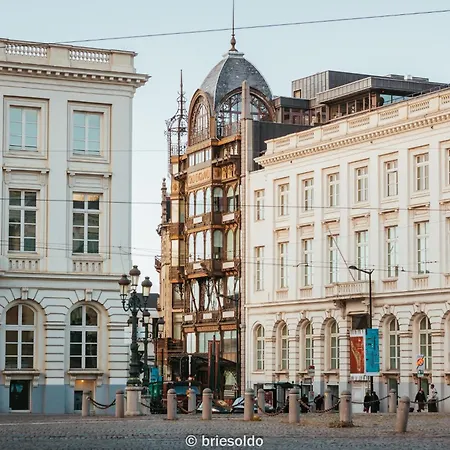 La Petite Foret Art Deco In * Bruxelas