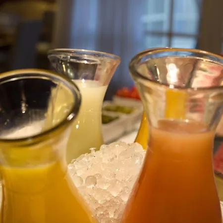 Avenue Louise Trademark Collection By Wyndham Hotel 4*