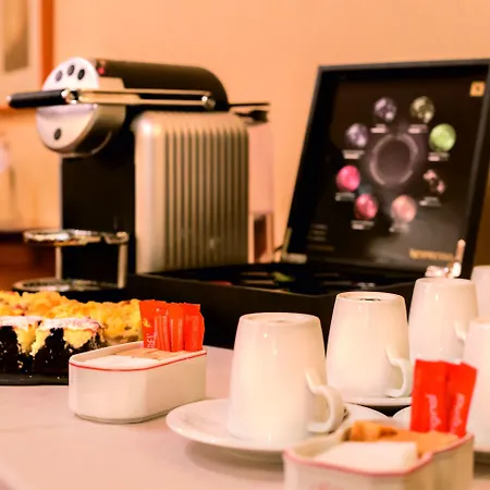 Avenue Louise Trademark Collection By Wyndham Отель