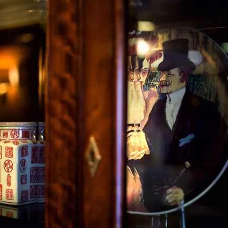 Avenue Louise Trademark Collection By Wyndham Hotel