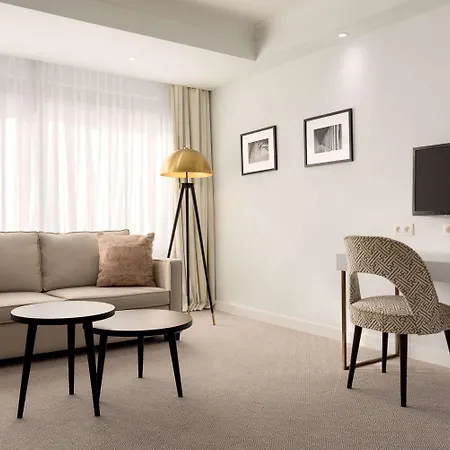 Avenue Louise Trademark Collection By Wyndham 4*