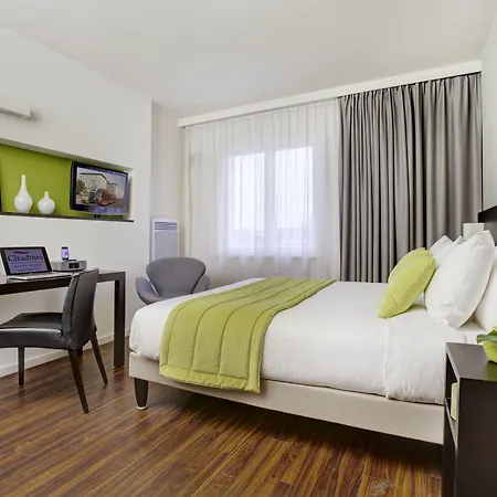 Lejlighedshotel Citadines Sainte-catherine 3*