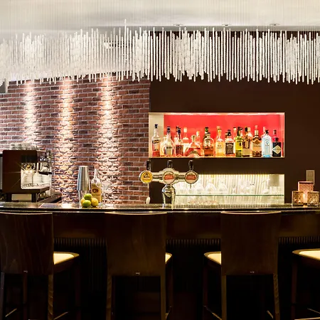 Marriott Grand Place 4*