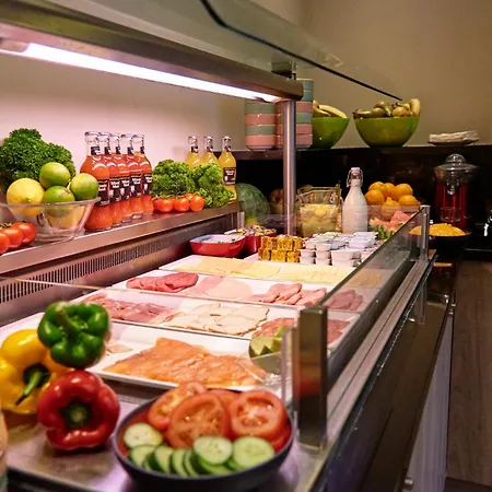 ホテル Schuman By Ihg 4*