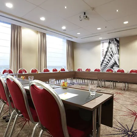 Courtyard By Marriott 4*